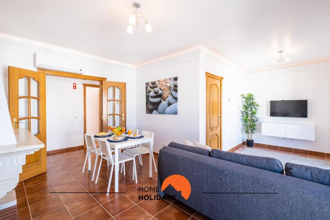 #020 Medronheira By Holidays Apartament